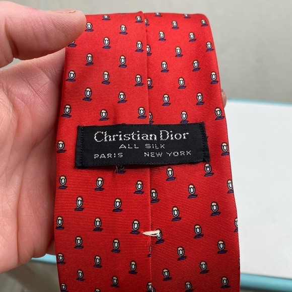 Vintage Christian Dior Red with Blue Oval Shape Print  100% Silk Neck Tie - Picture 2 of 3